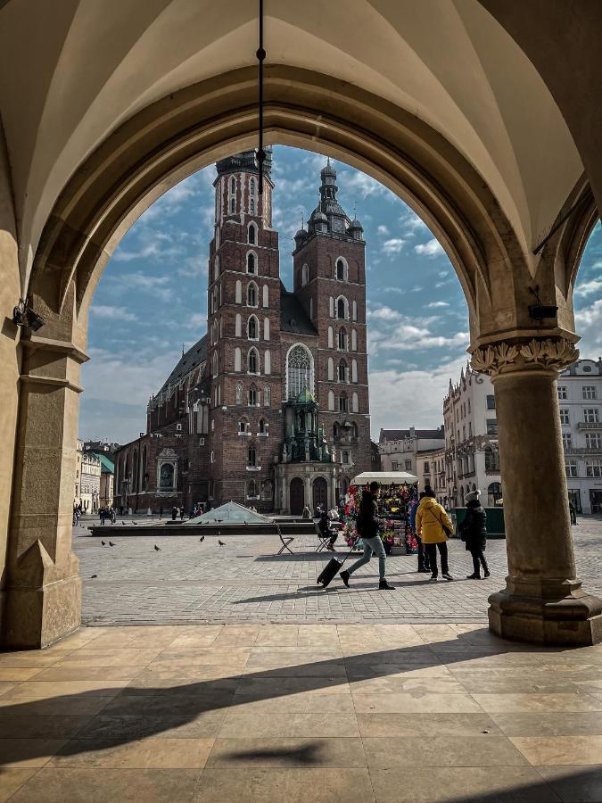 Hotel H12**** Krakow Ngoại thất bức ảnh
