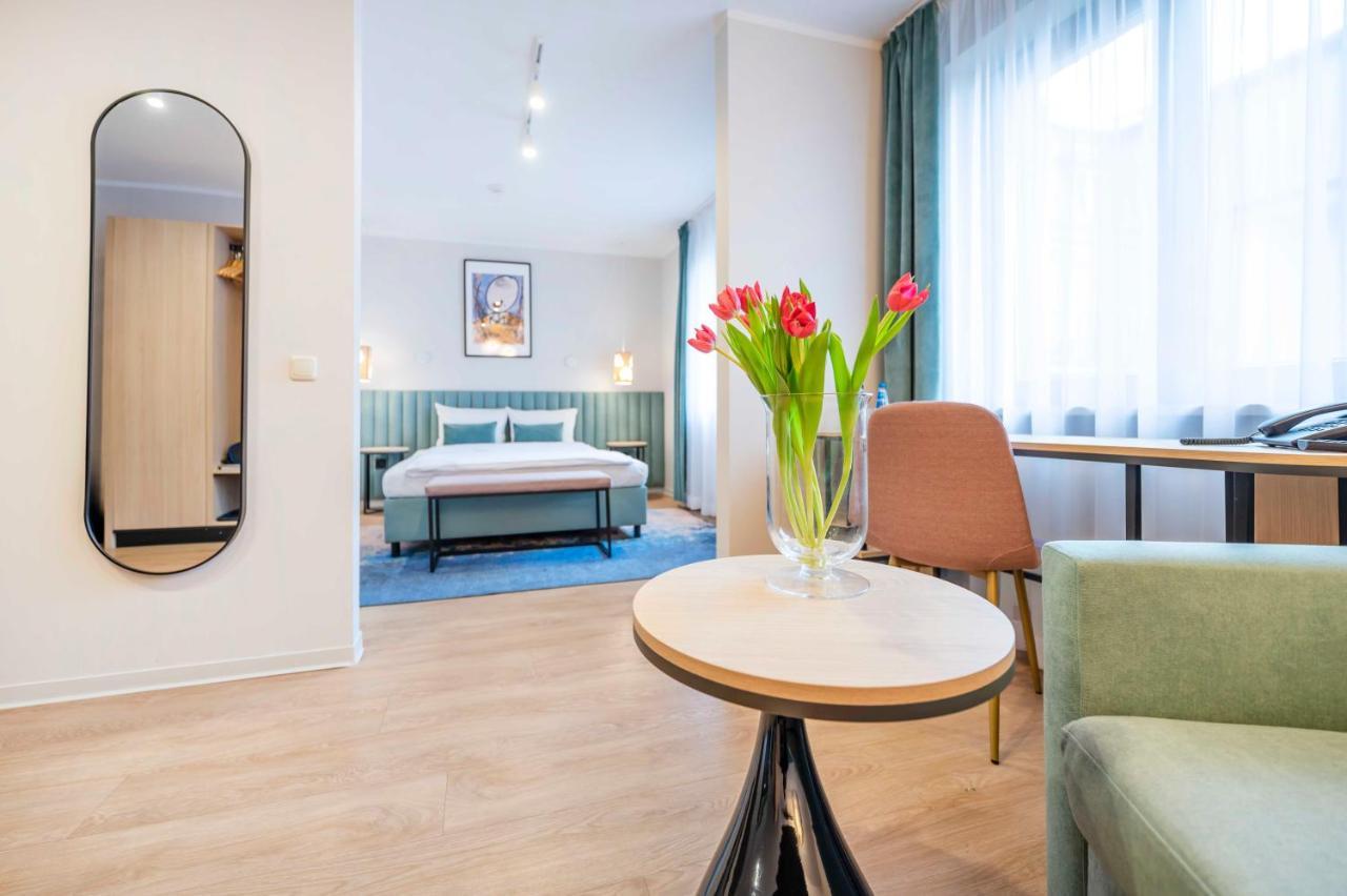 Hotel H12**** Krakow Ngoại thất bức ảnh