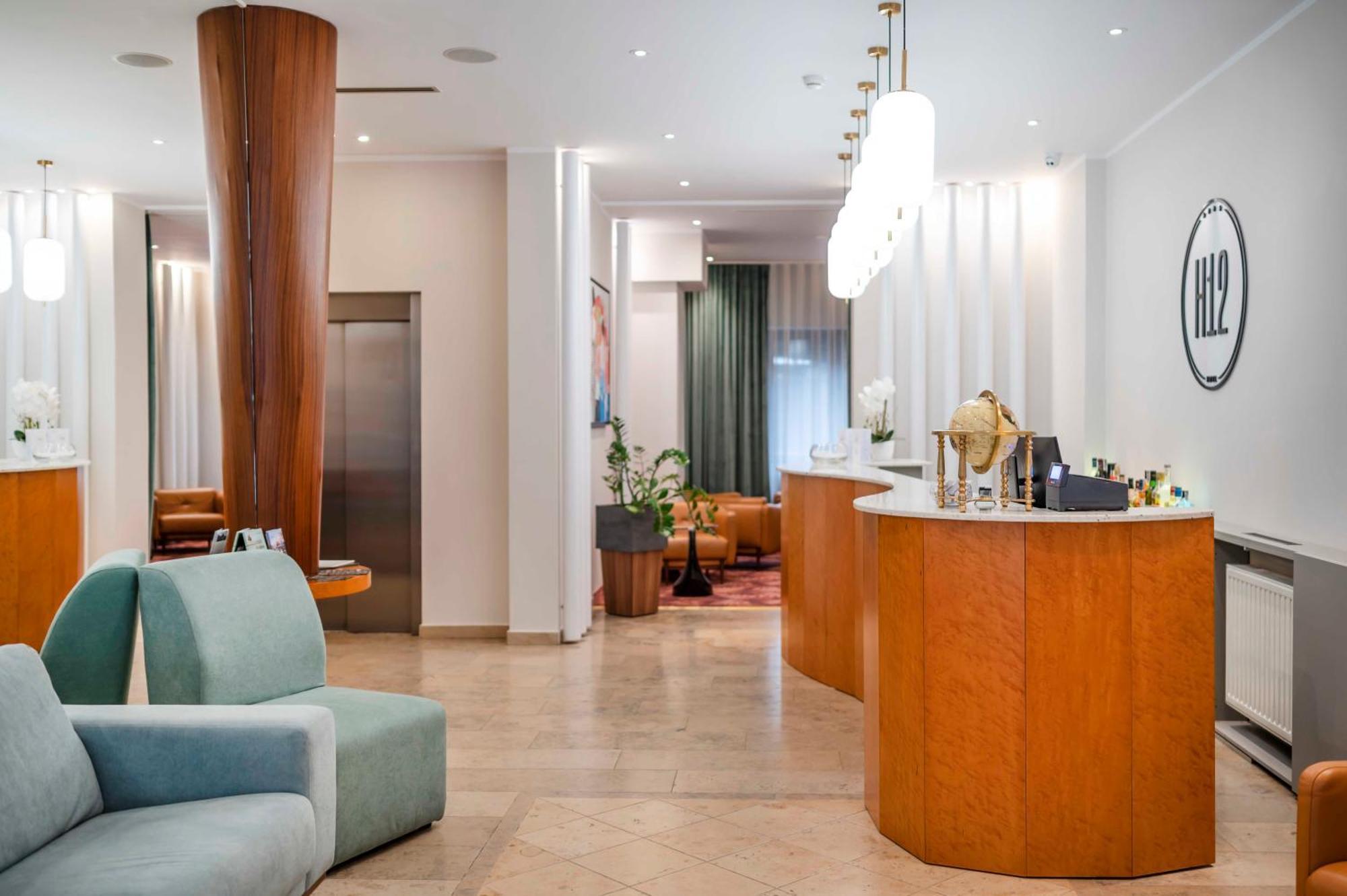 Hotel H12**** Krakow Ngoại thất bức ảnh