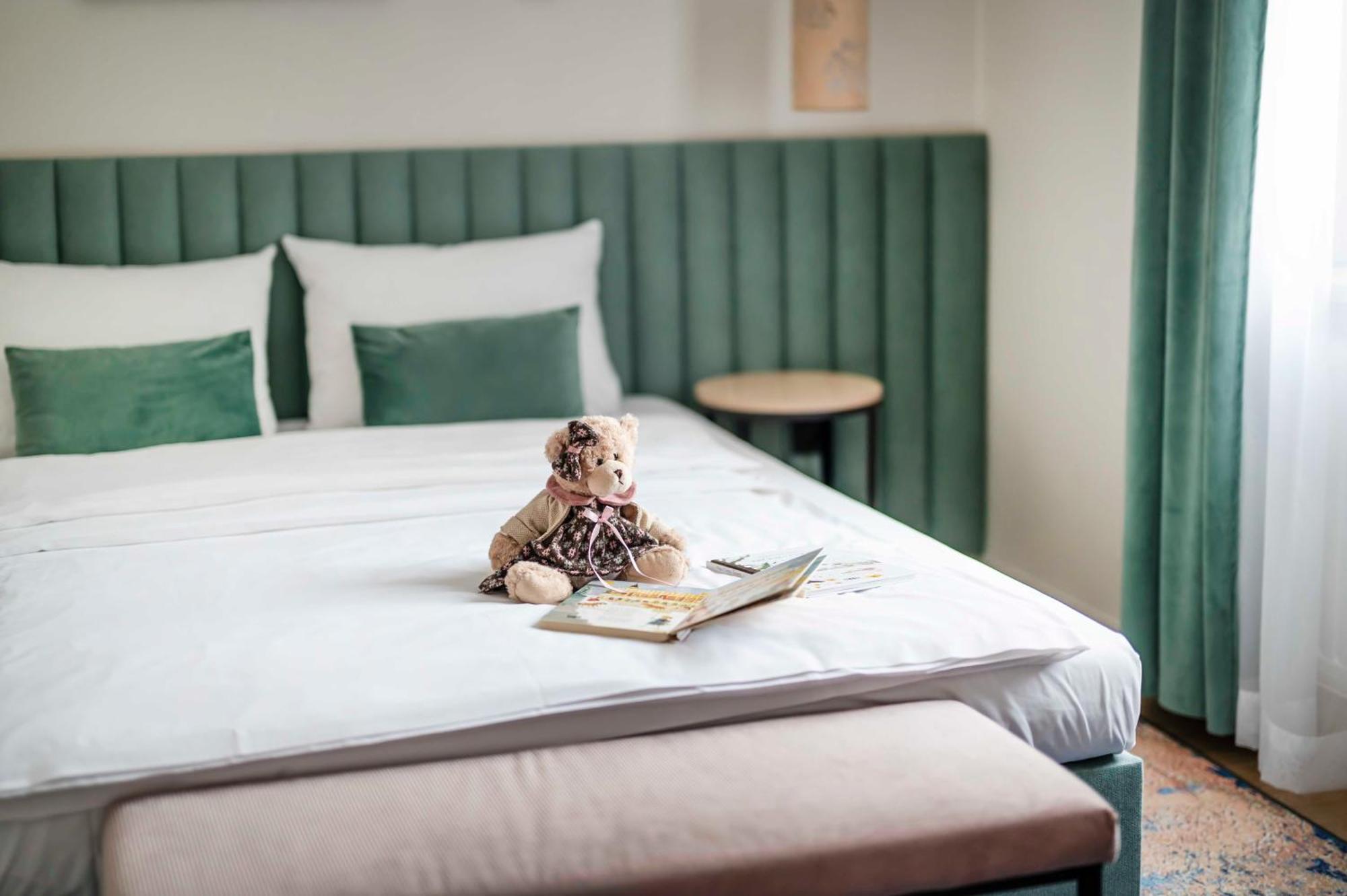 Hotel H12**** Krakow Ngoại thất bức ảnh