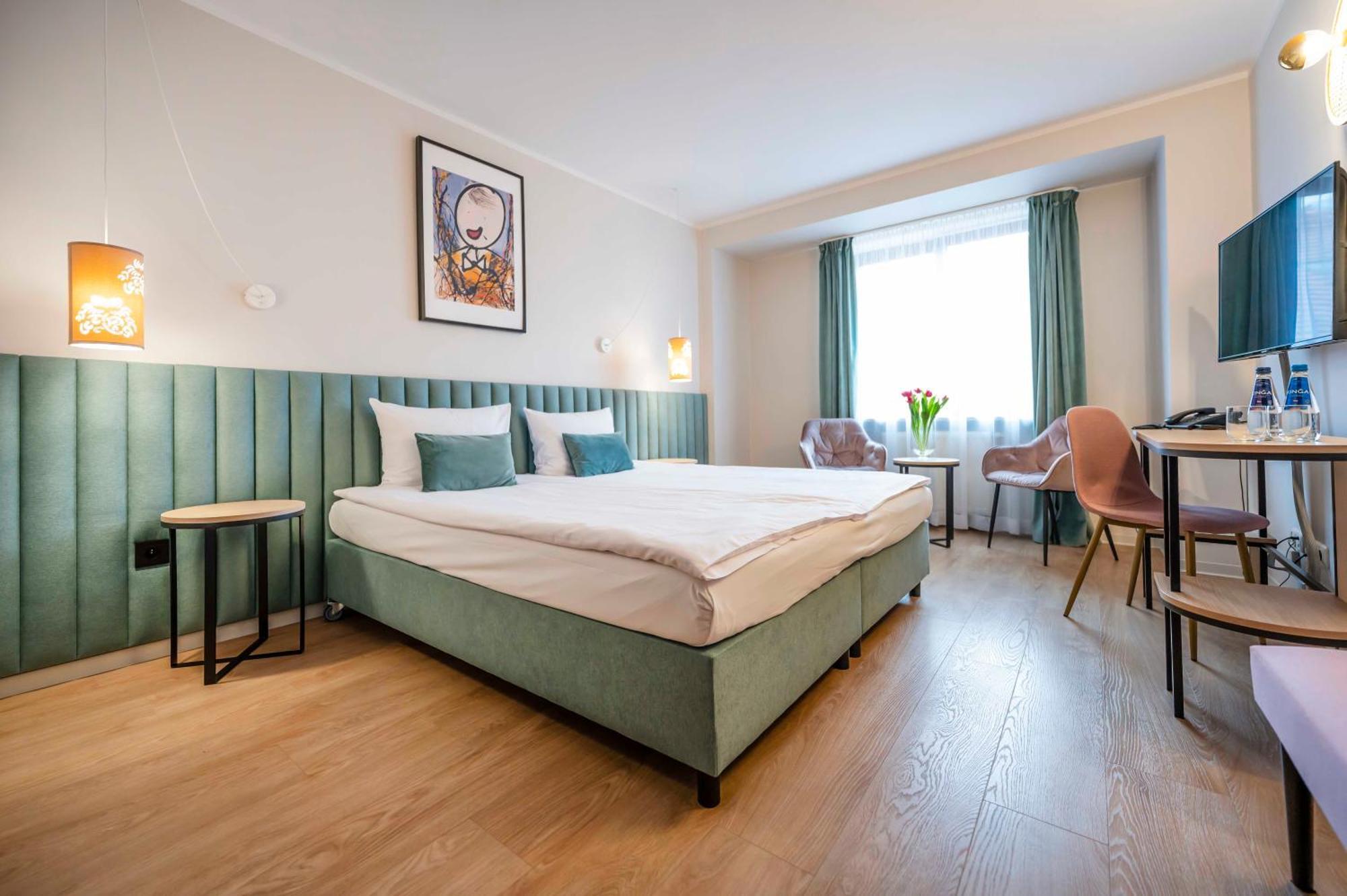 Hotel H12**** Krakow Ngoại thất bức ảnh